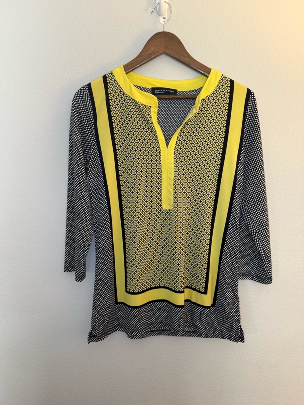 Jones New York Yellow and Black Geometric Split-Neck Tunic